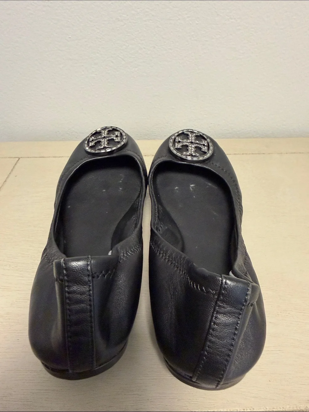 Tory Burch profile that securely